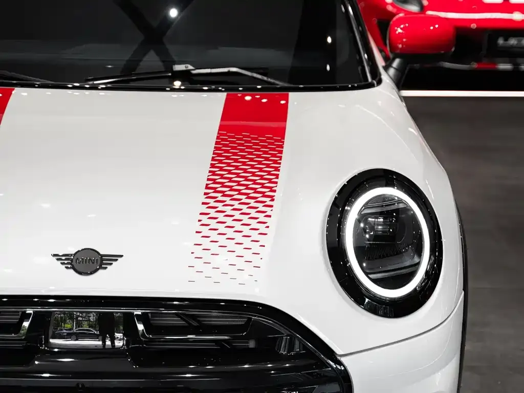 MINI JCW (John Cooper Works) 2025 из CN, фото 6