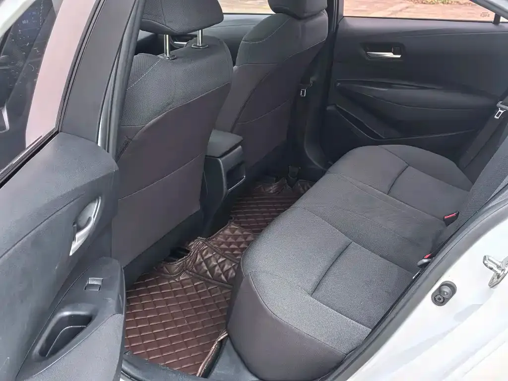 Toyota Corolla 2021 из CN, фото 10