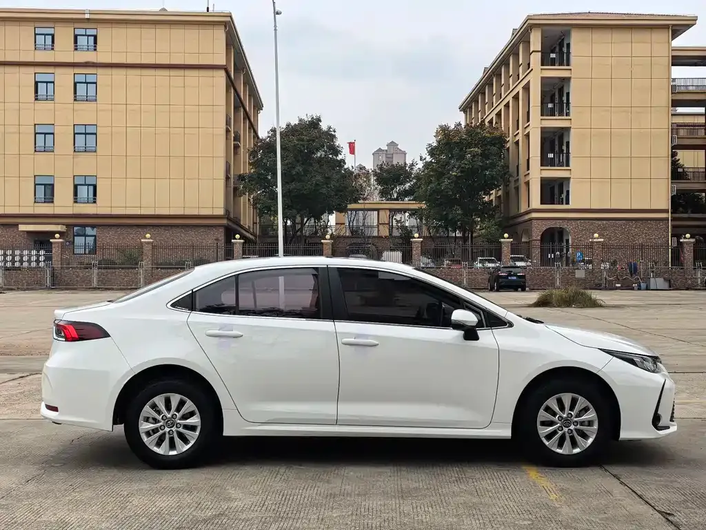Toyota Corolla 2021 из CN, фото 6