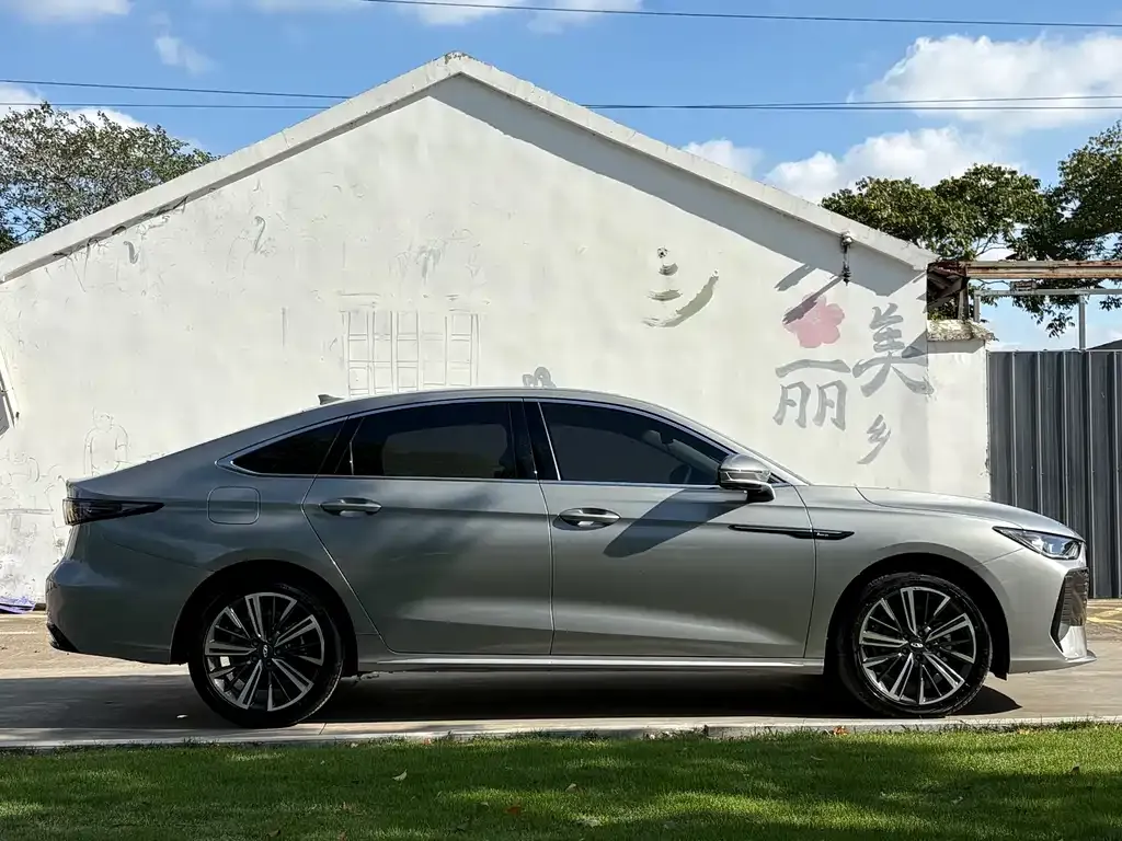 Chery Arrizo 8 PRO — фото 4