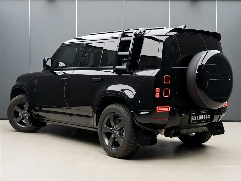 Land Rover Defender 2023 из CN, фото 4