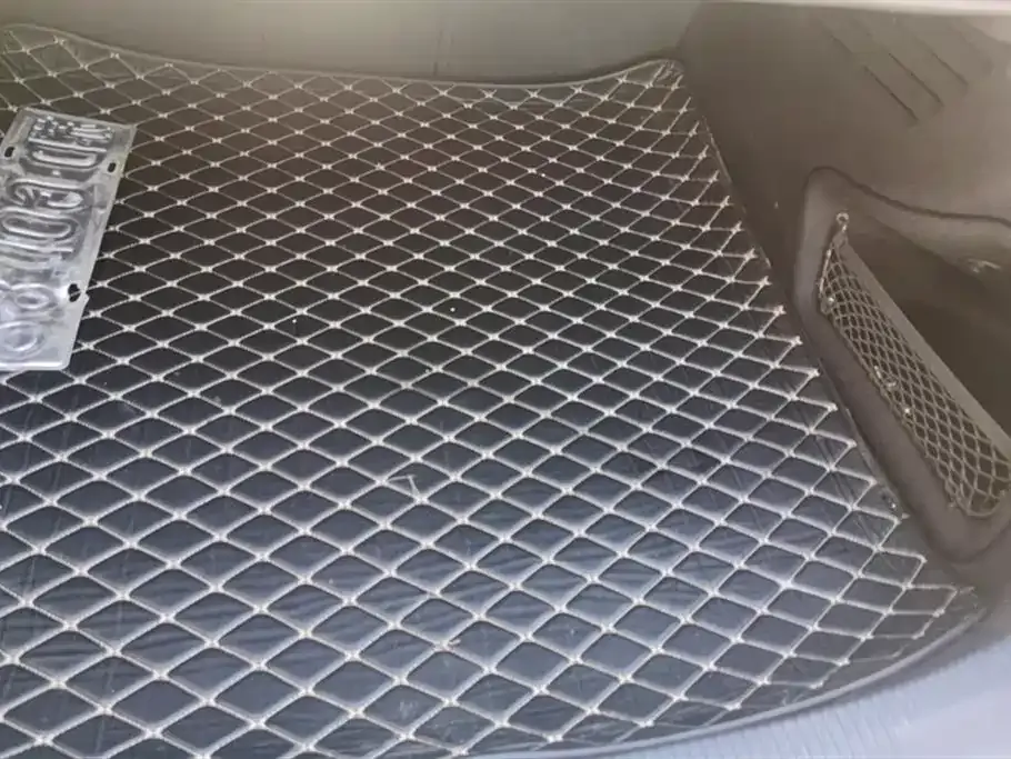 Audi A4L 2021 из CN, фото 4