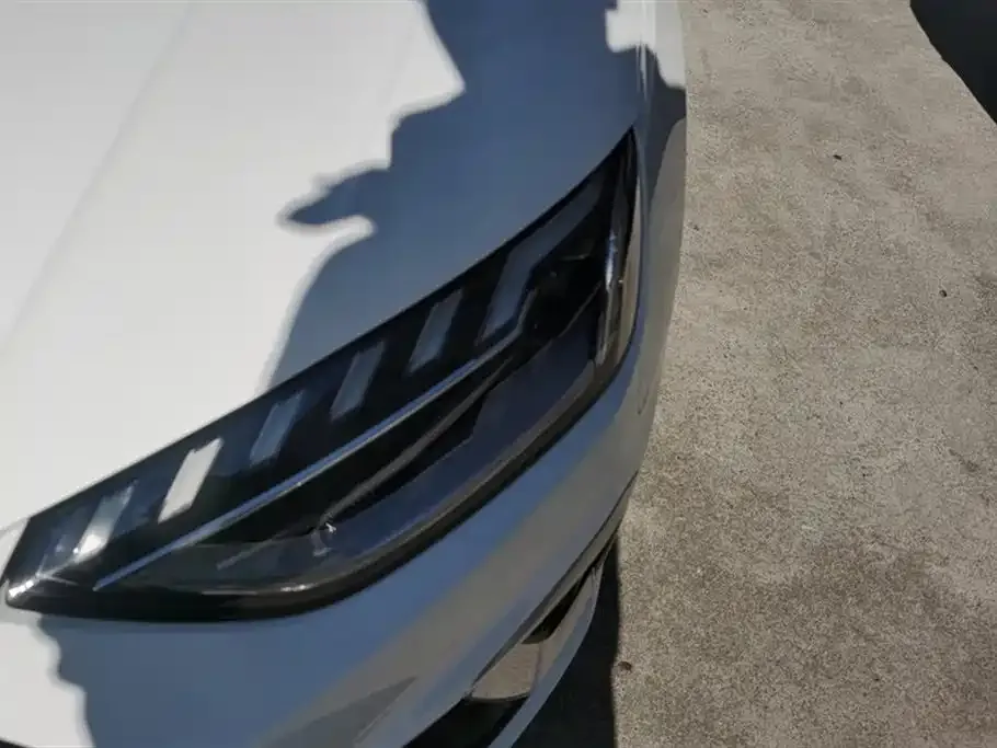 Audi A4L 2021 из CN, фото 5