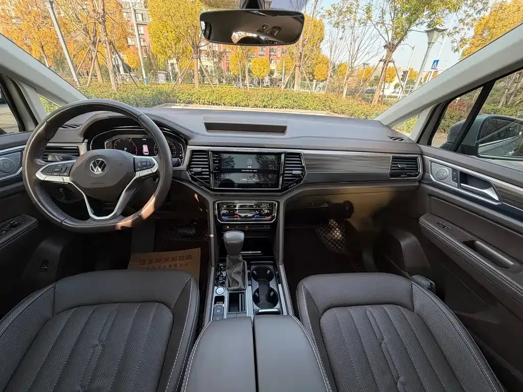 Volkswagen Viloran 2022 из CN, фото 9