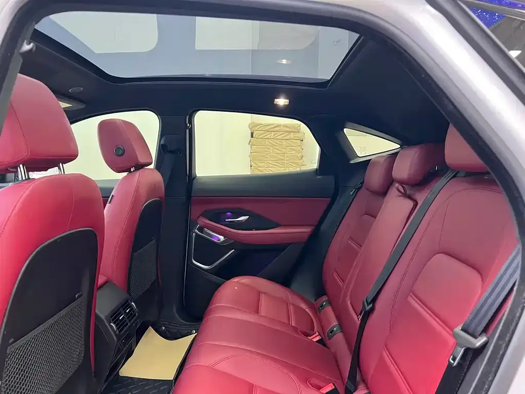 Jaguar E-PACE 2024 из CN, фото 9