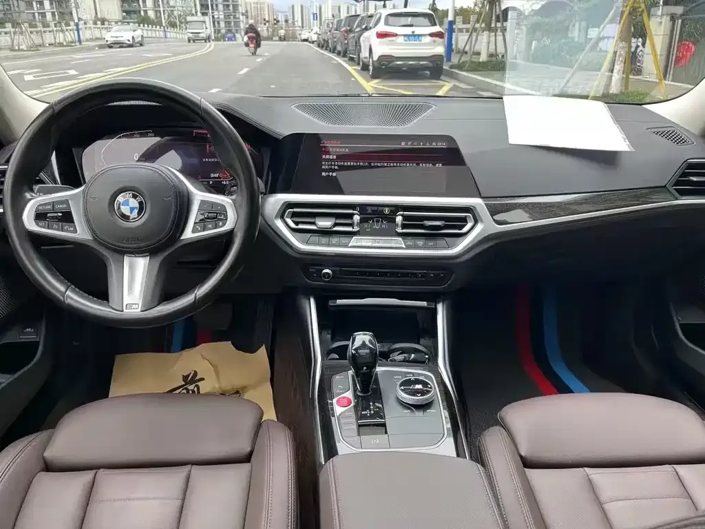 BMW 3 Series 2021 из CN, фото 8