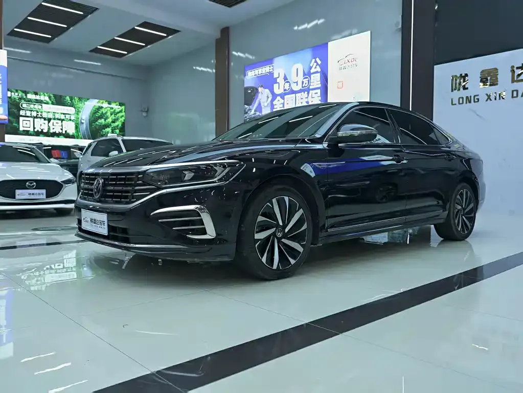 Volkswagen Passat 2023 из CN, фото 1