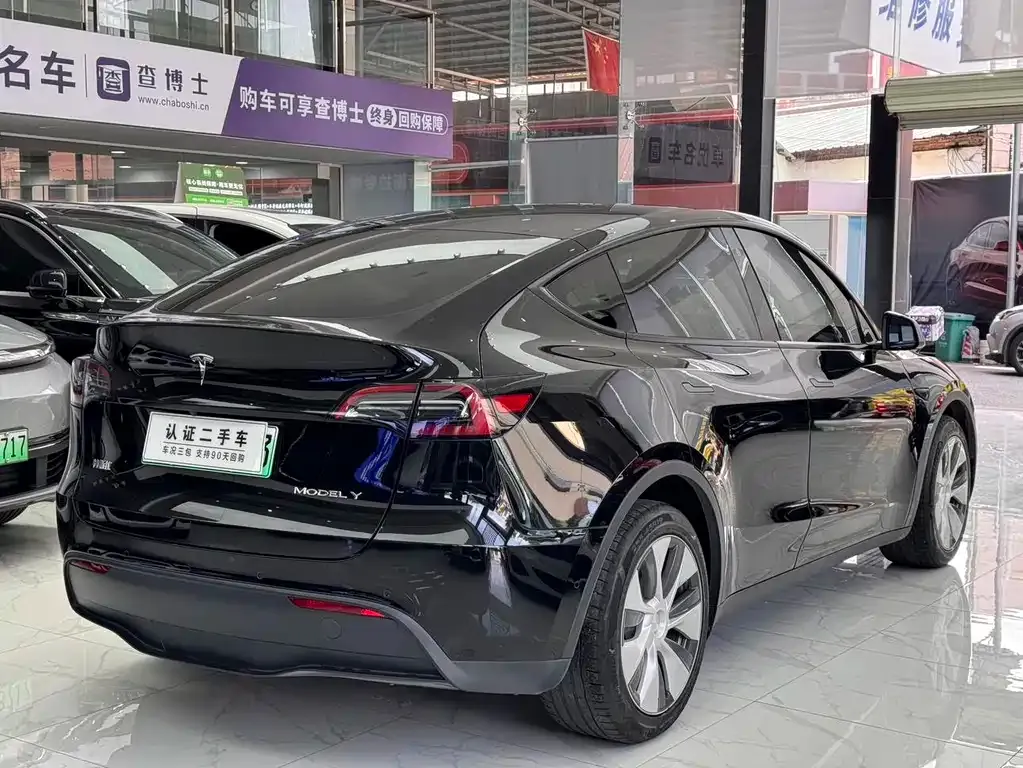 Tesla Model Y 2023 из CN, фото 5