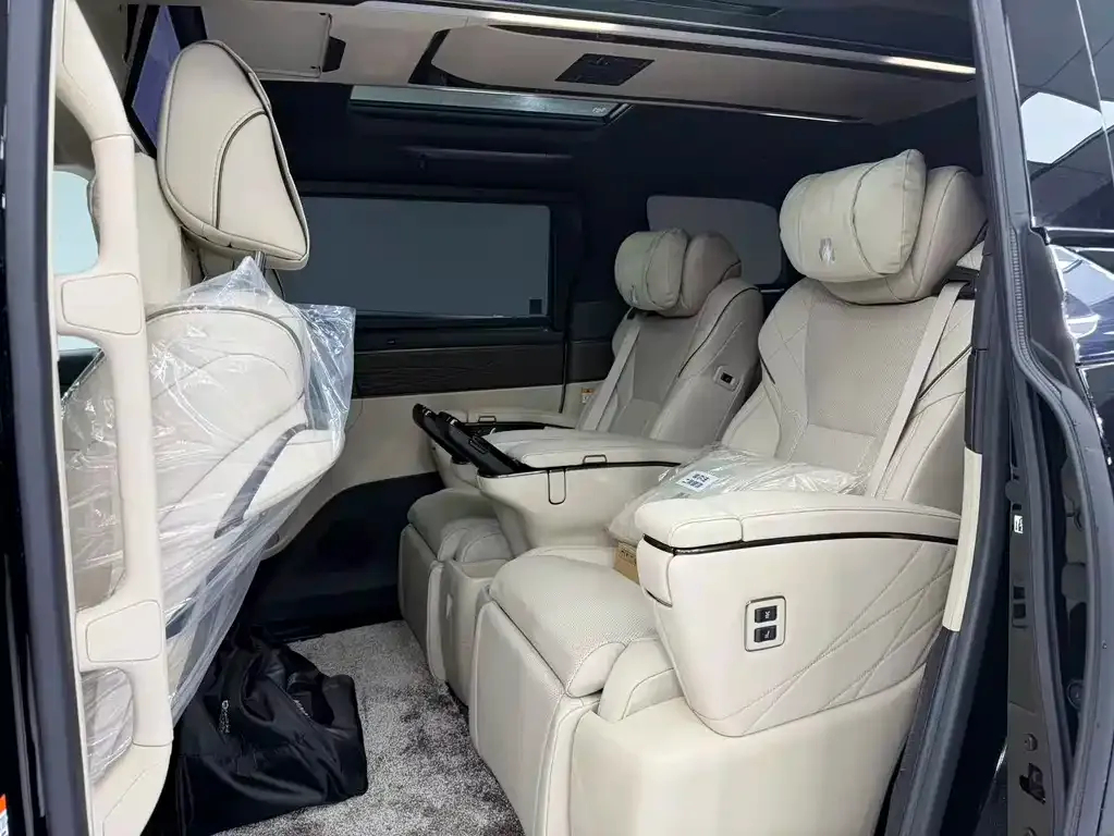 Toyota Alphard 2025 из CN, фото 8