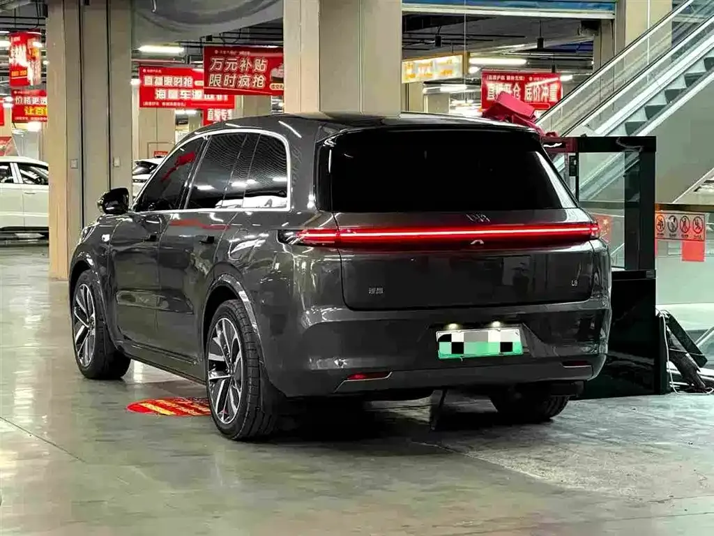Li Auto L8 2024 из CN, фото 3
