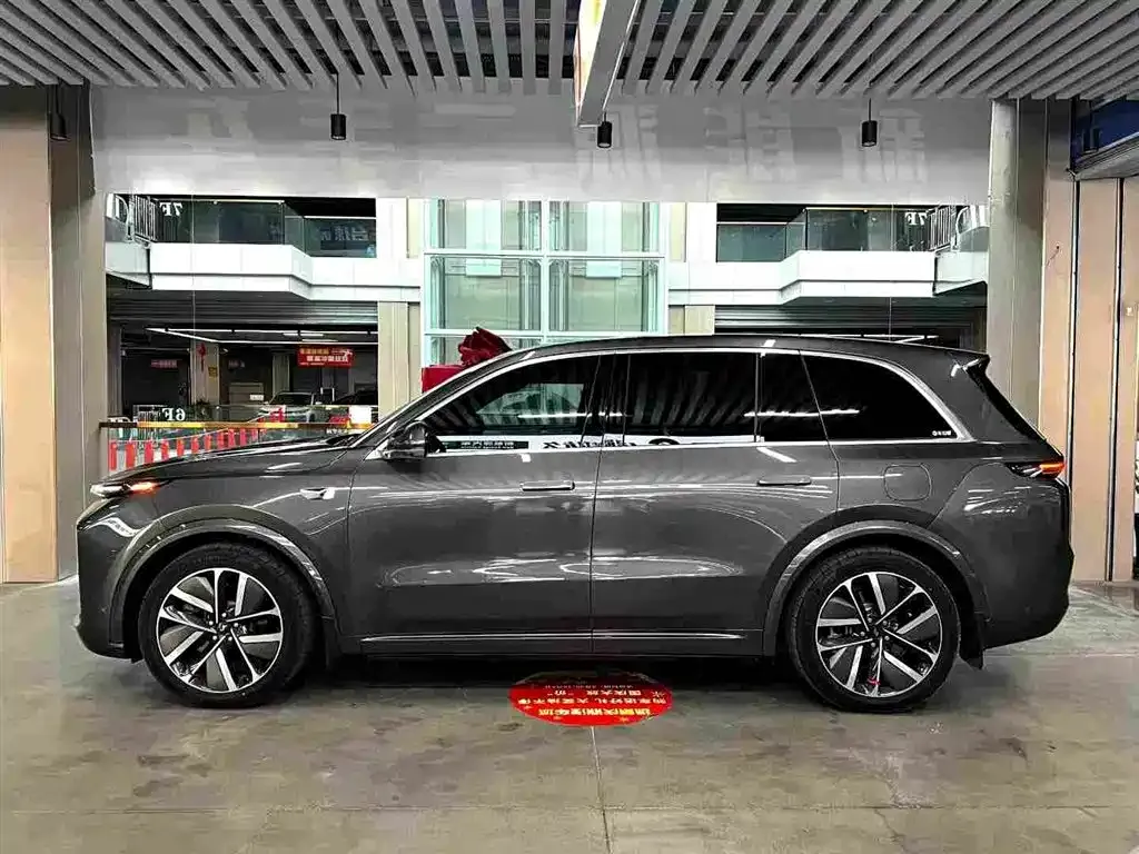 Li Auto L8 2024 из CN, фото 8