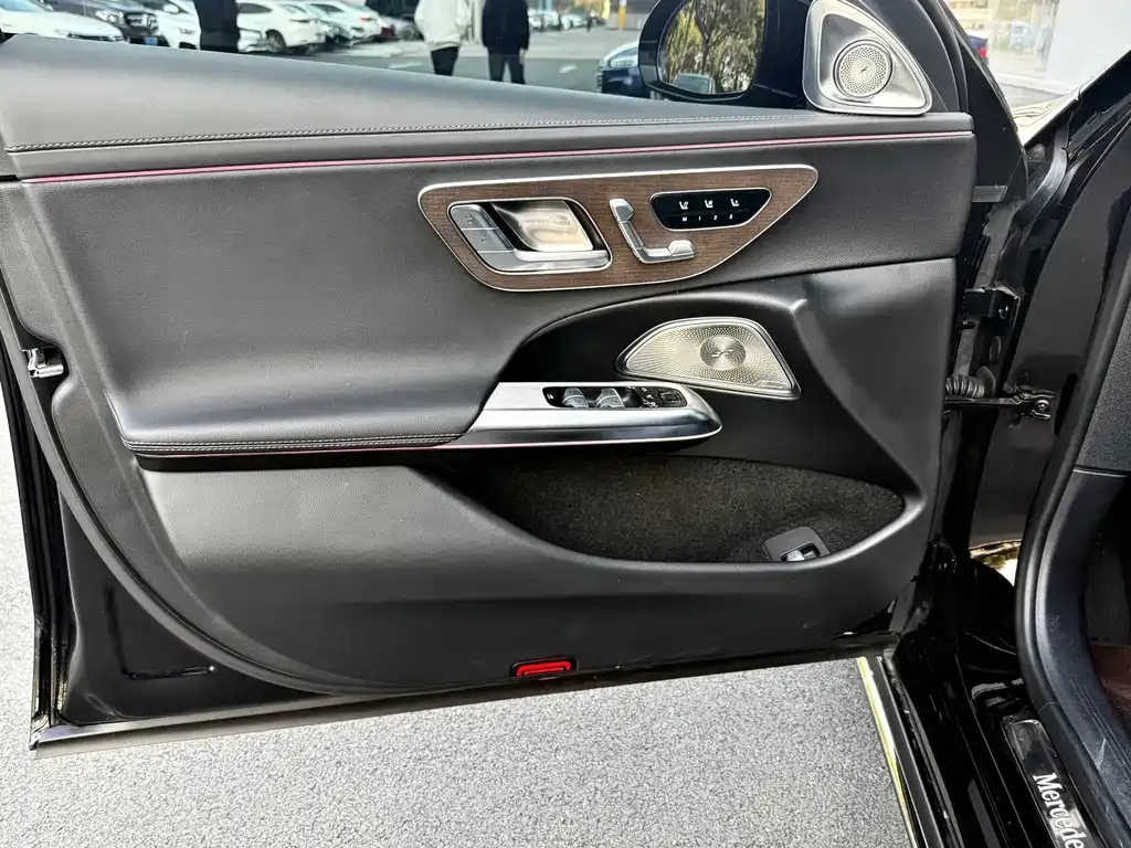 Mercedes-Benz E-Class 2024 из CN, фото 5