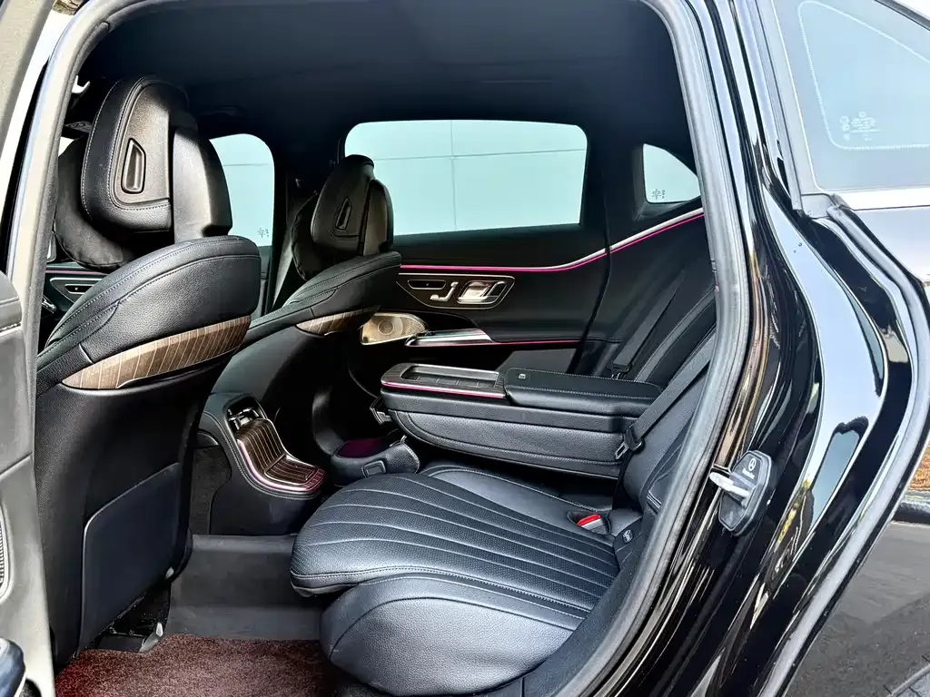 Mercedes-Benz E-Class 2024 из CN, фото 9