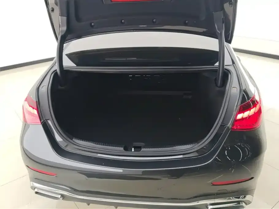 Mercedes-Benz C-Class 2023 из CN, фото 4