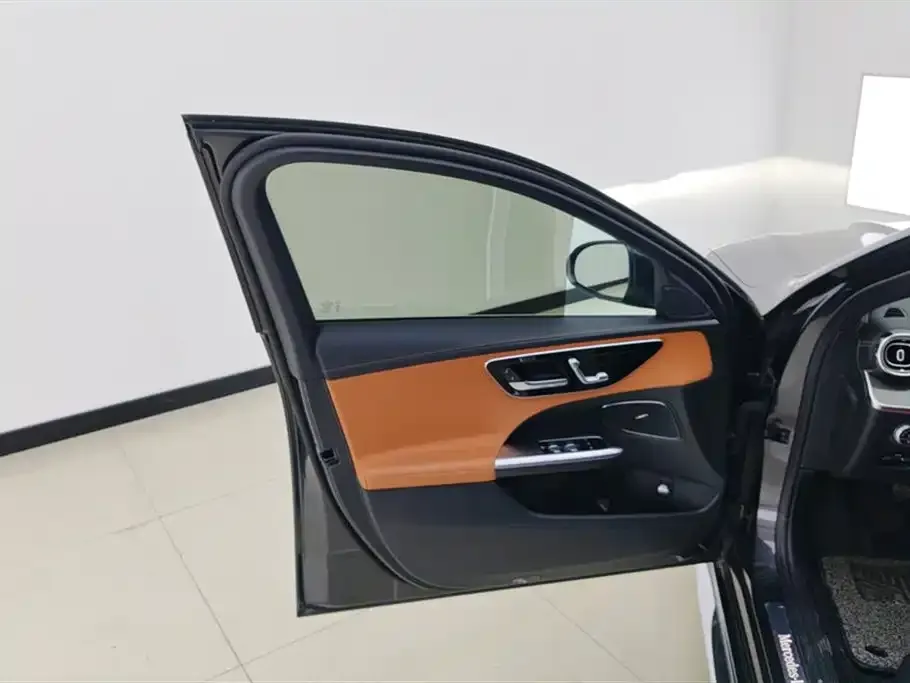 Mercedes-Benz C-Class 2023 из CN, фото 7