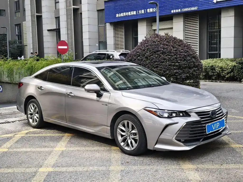 Toyota Avalon 2022 из CN, фото 3