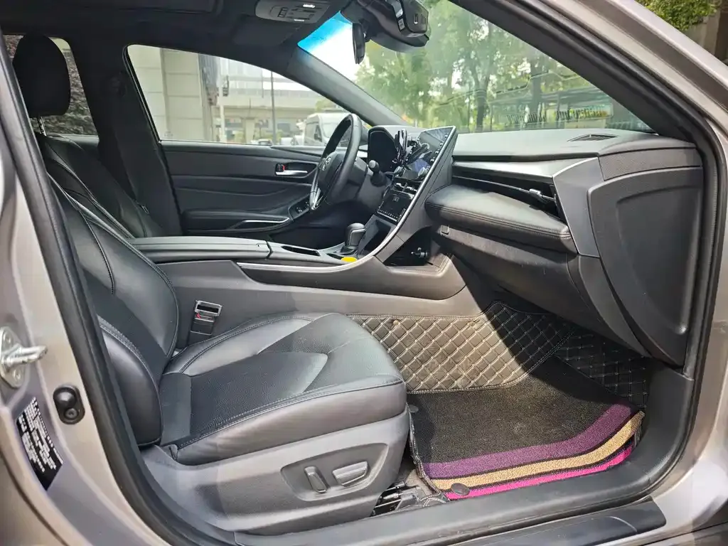 Toyota Avalon 2022 из CN, фото 7