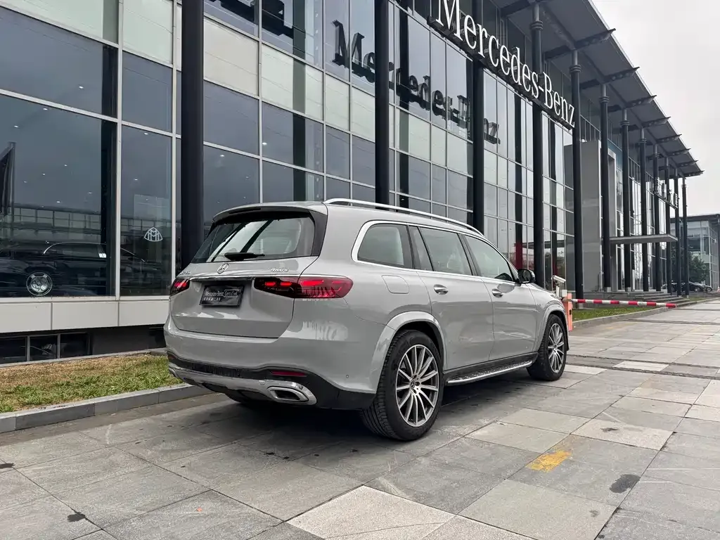 Mercedes-Benz GLS — фото 5