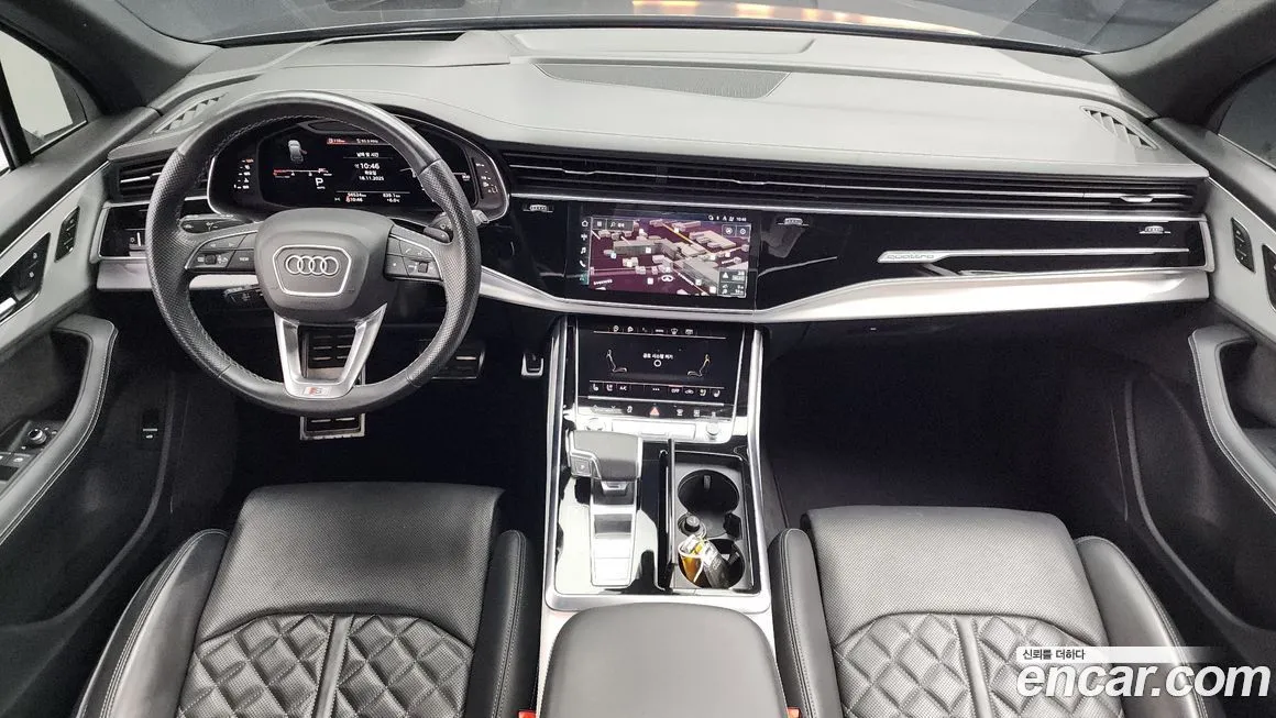 Audi Q7 2021 из KR, фото 7