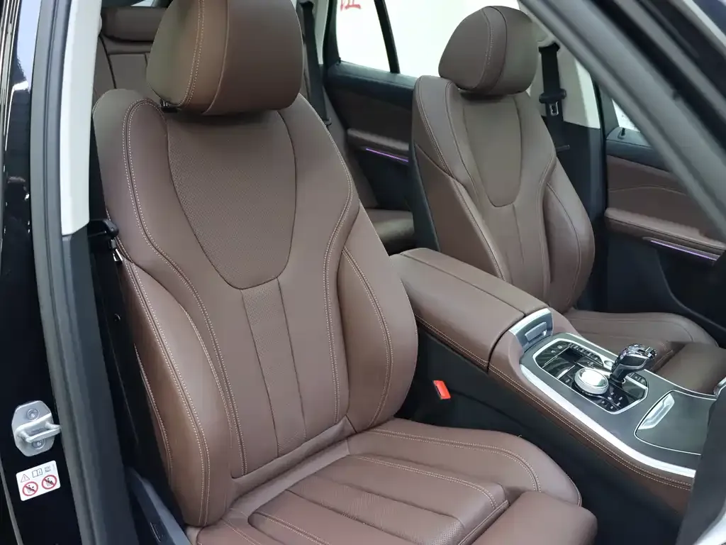 BMW X5 (Import) — фото 9
