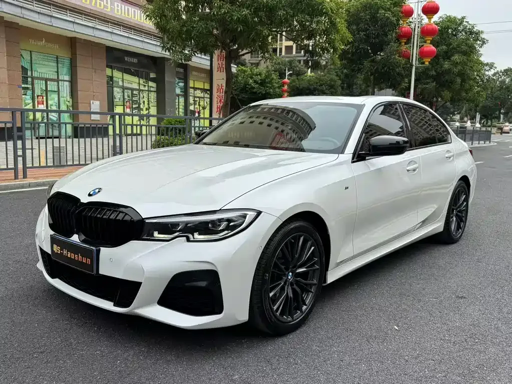 BMW 3 Series 2021 из CN, фото 1