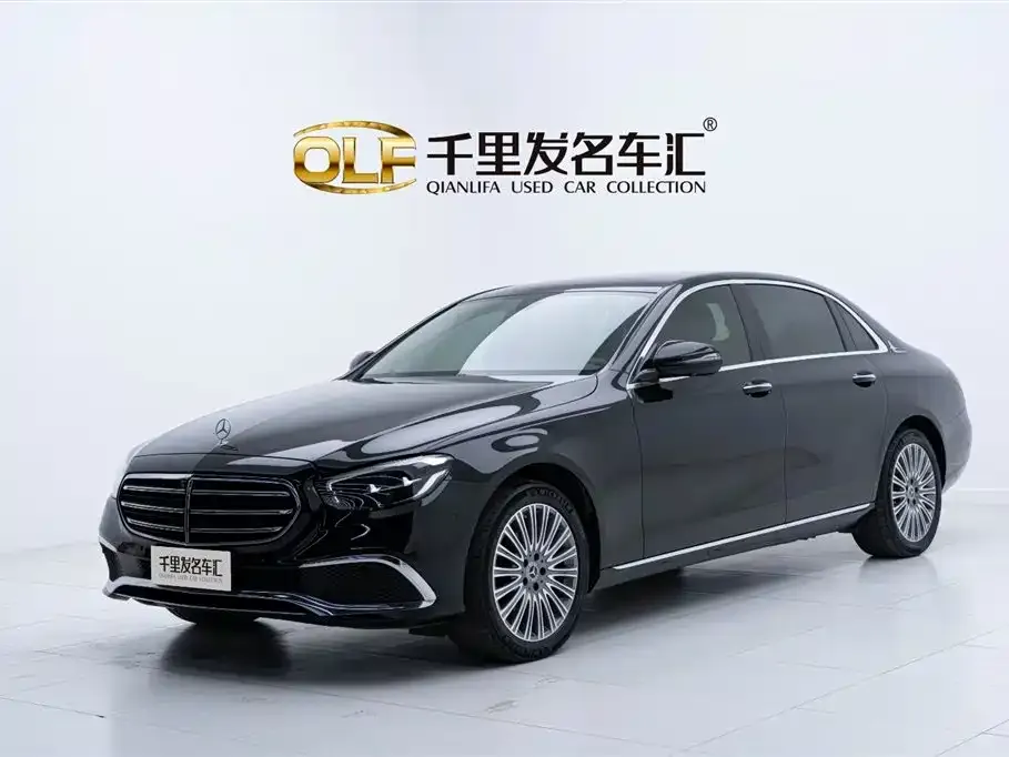 Mercedes-Benz E-Class — фото 1