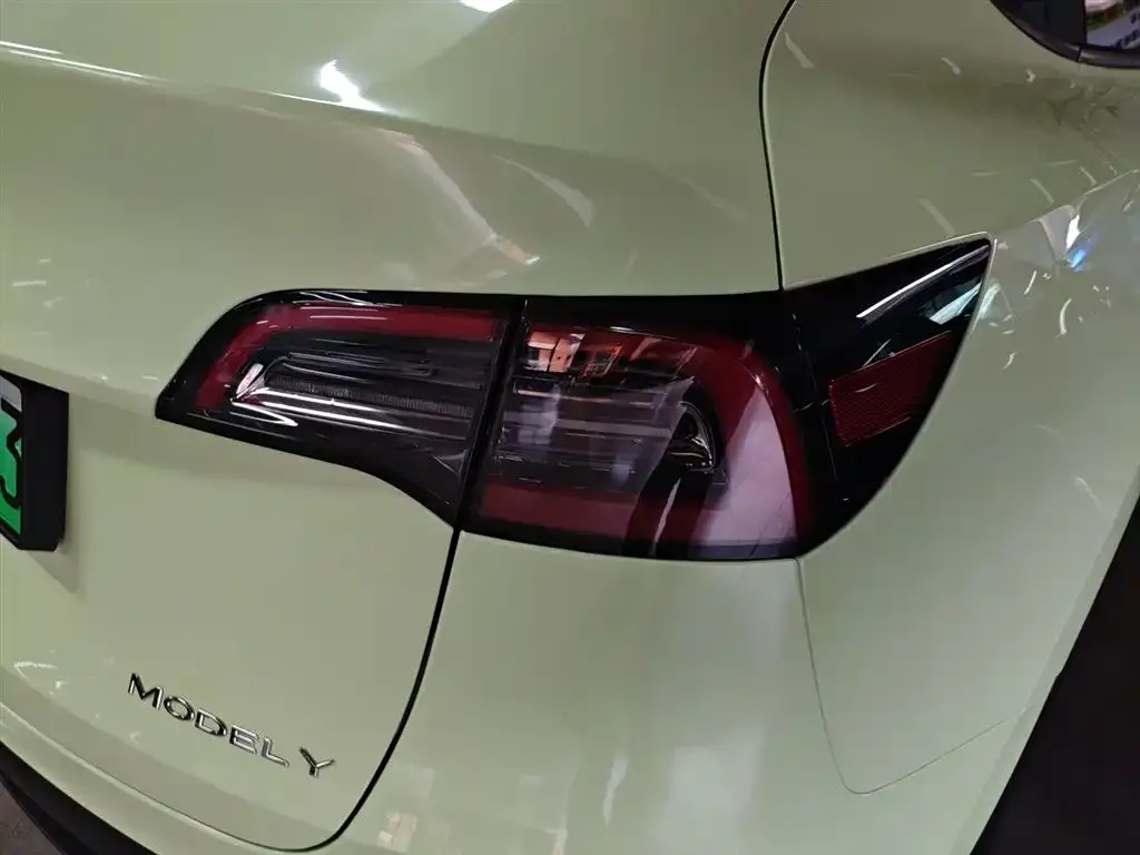 Tesla Model Y 2024 из CN, фото 8