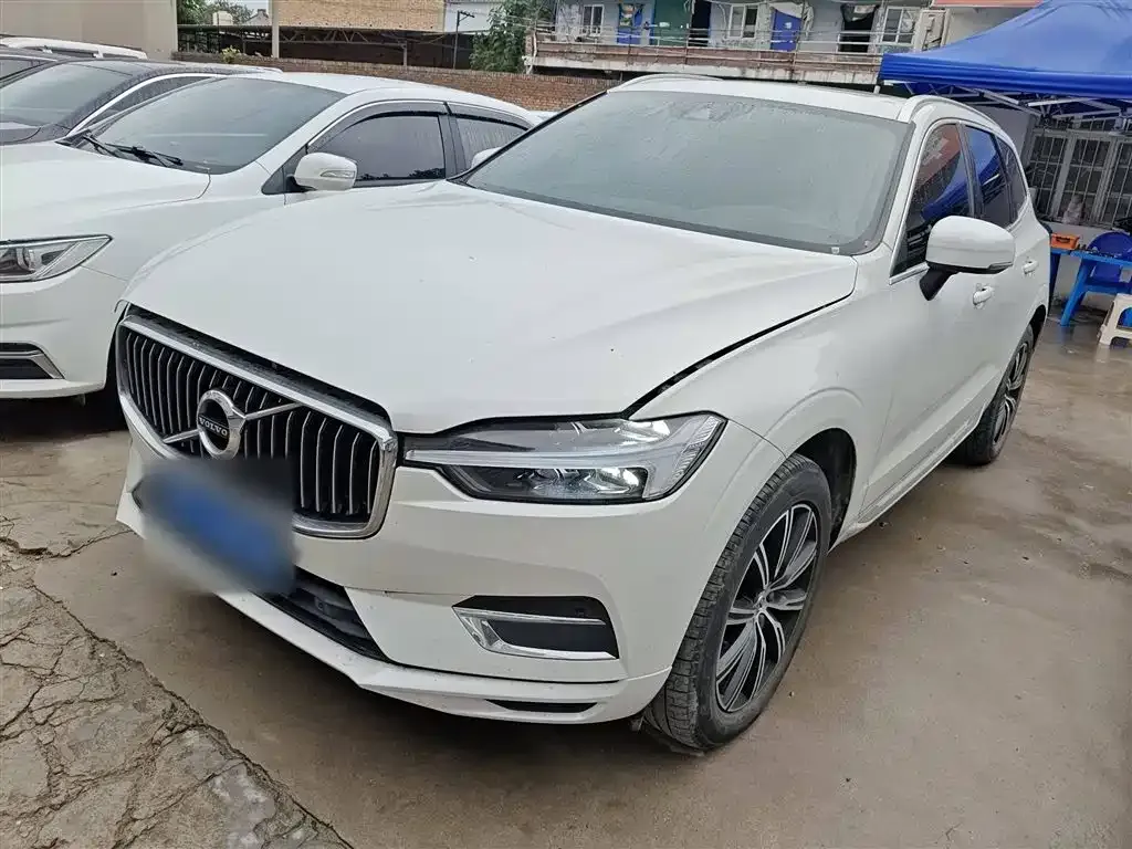Volvo XC60 2021 из CN, фото 1