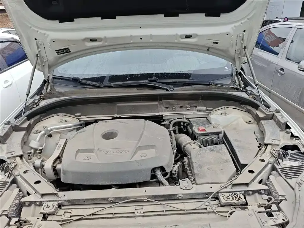 Volvo XC60 2021 из CN, фото 10