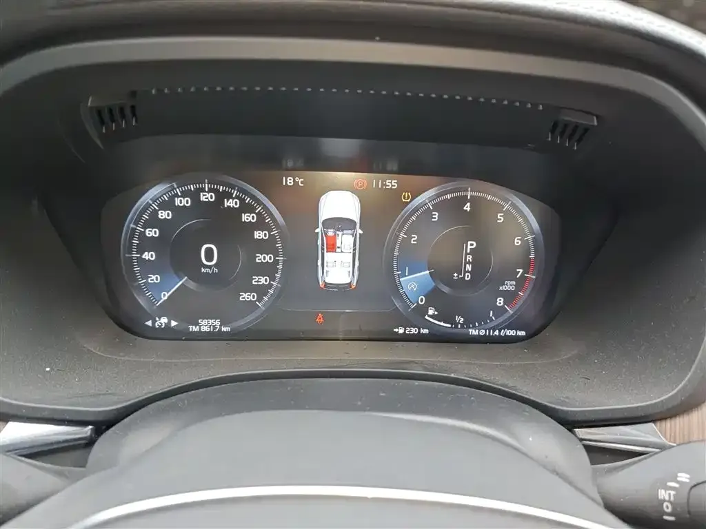 Volvo XC60 2021 из CN, фото 4