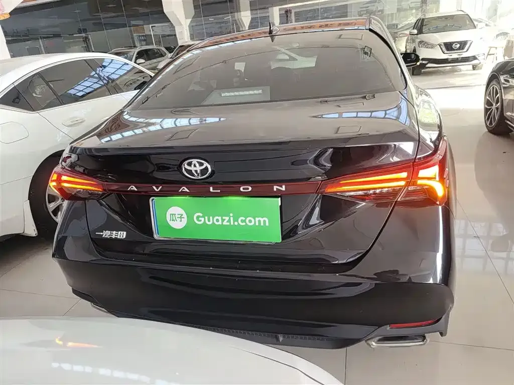 Toyota Avalon 2022 из CN, фото 6