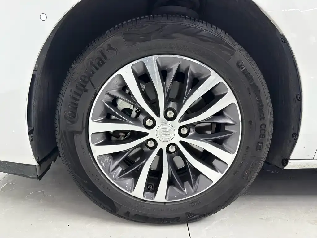 Buick GL8 2024 из CN, фото 9