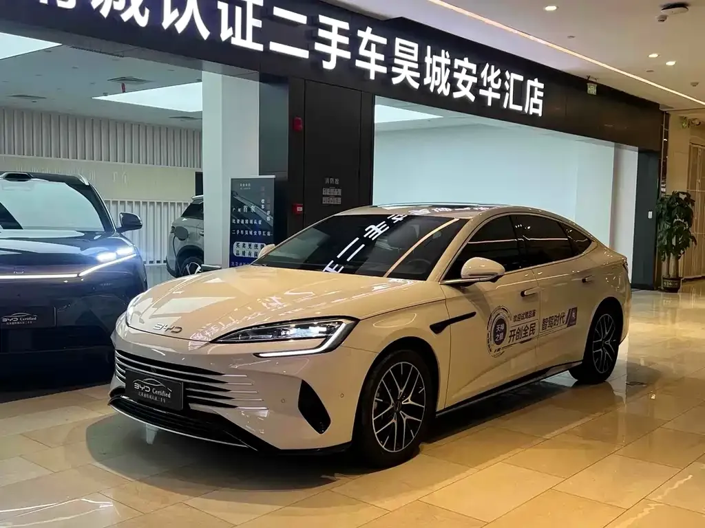 BYD Seal 07 DM-i 2025 из CN, фото 1