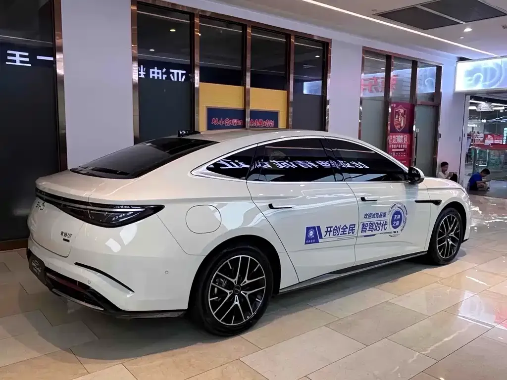BYD Seal 07 DM-i 2025 из CN, фото 6