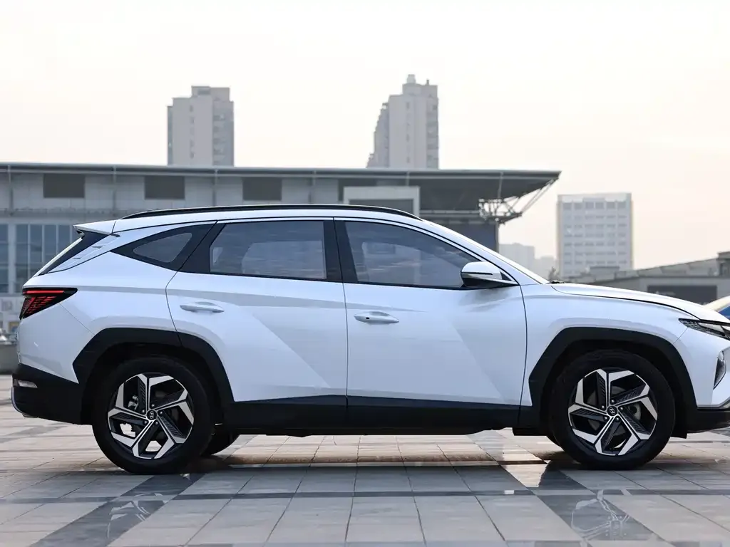 Hyundai Tucson 2022 из CN, фото 7