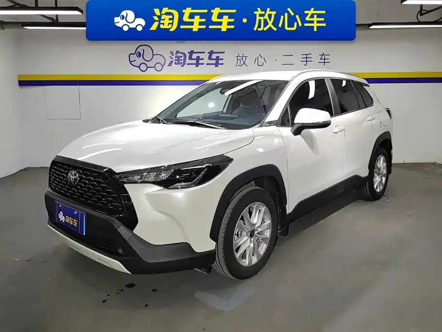 Toyota Corolla Cross 2024 из CN, фото 1