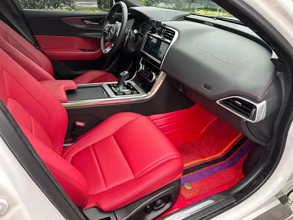 Jaguar XEL 2021 из CN, фото 7