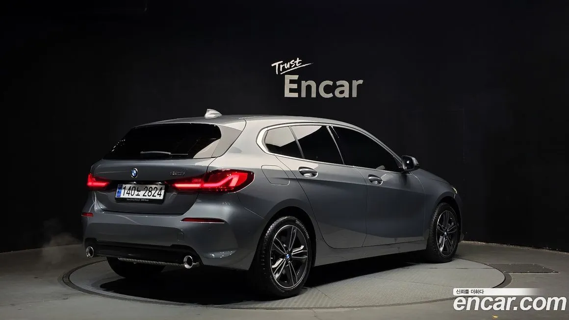BMW 1-Series 2023 из KR, фото 2