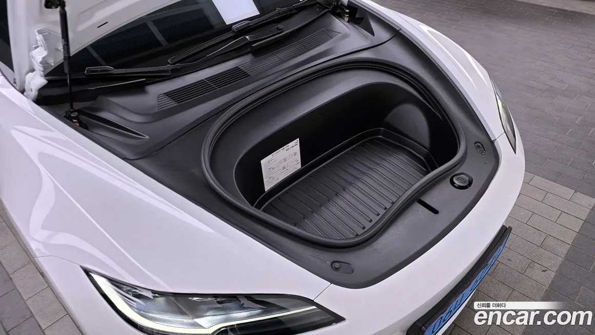 Tesla Model 3 — фото 6