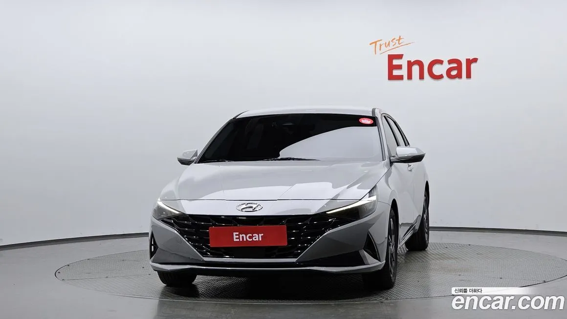 Hyundai AVANTE — фото 3