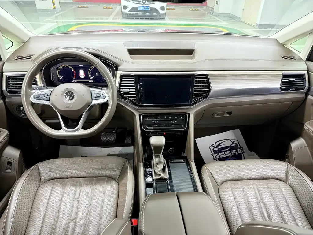 Volkswagen Viloran 2021 из CN, фото 7