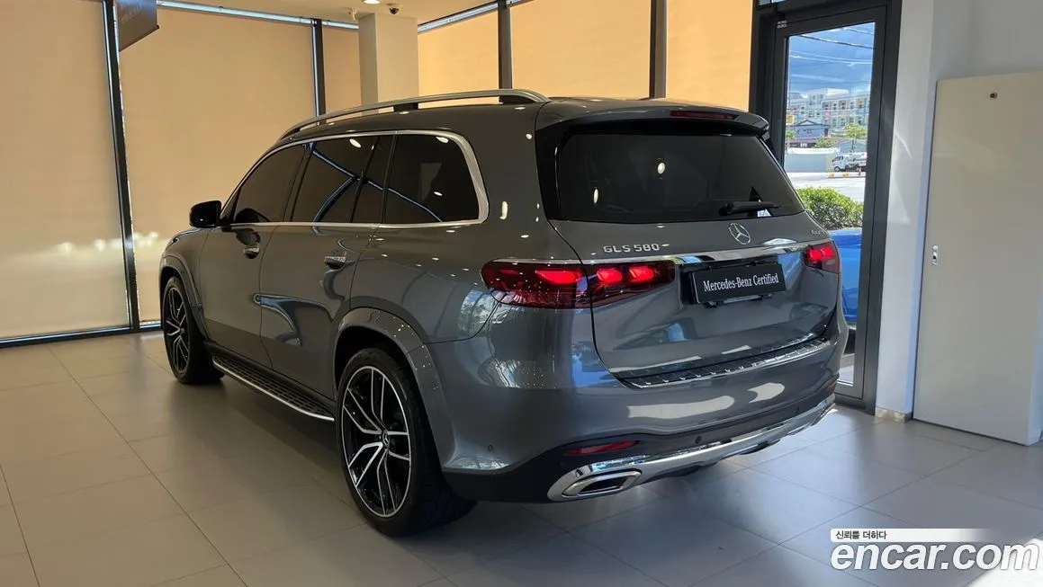 Mercedes-Benz GLS-Class — фото 2