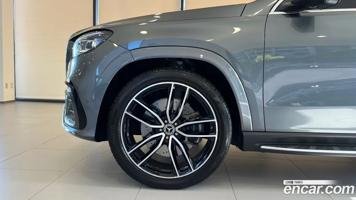Mercedes-Benz GLS-Class — фото 5