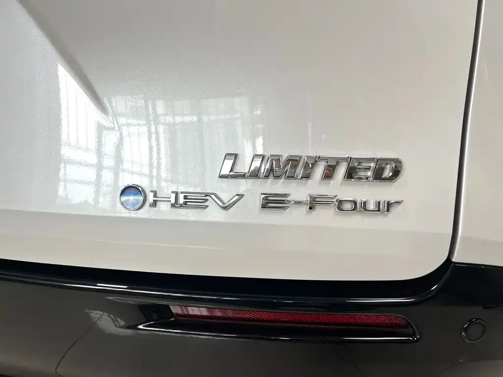 Toyota Sienna 2024 из CN, фото 10