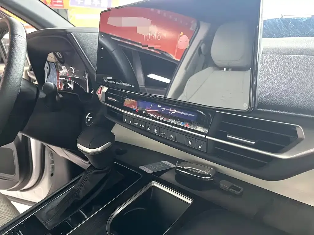 Toyota Sienna 2024 из CN, фото 7