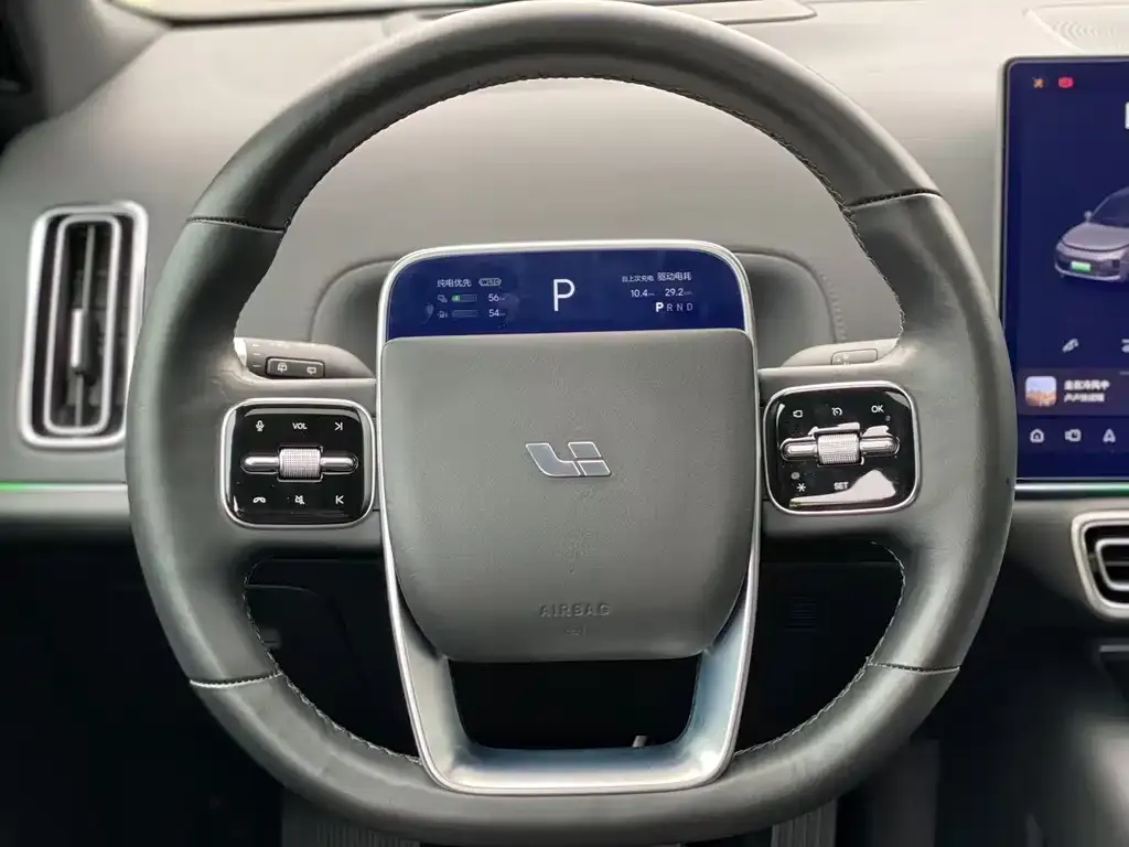 Li Auto L8 2023 из CN, фото 6