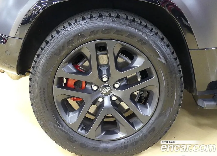 Land Rover Defender 2024 из KR, фото 8