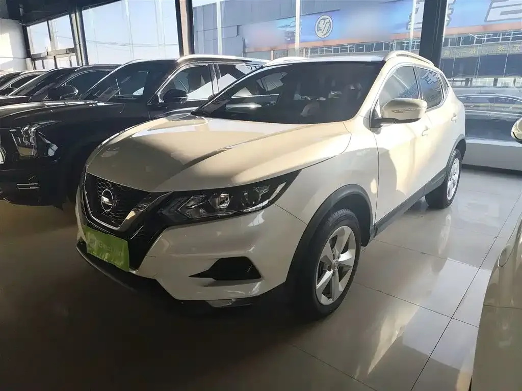 Nissan Qashqai 2021 из CN, фото 1