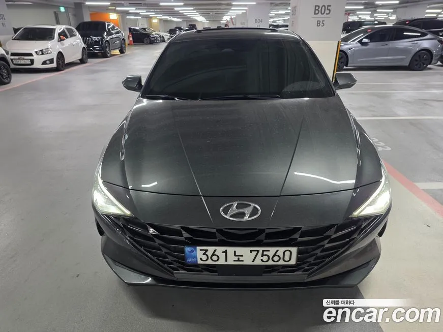 Hyundai AVANTE — фото 1