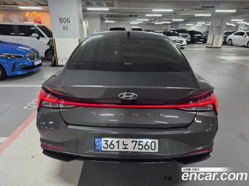 Hyundai AVANTE — фото 3
